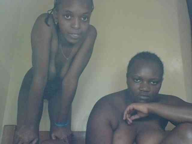 Black-ebonies webcam