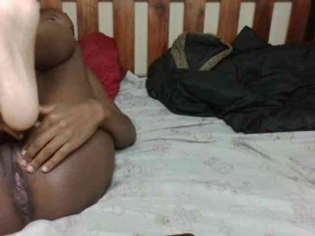 Black-ebonies webcam