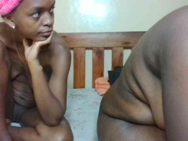 Black-ebonies webcam