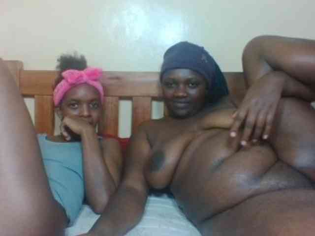 Black-ebonies webcam