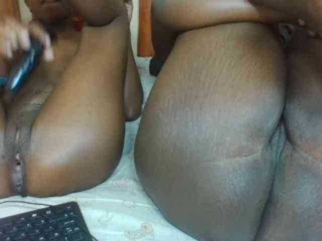 Black-ebonies webcam