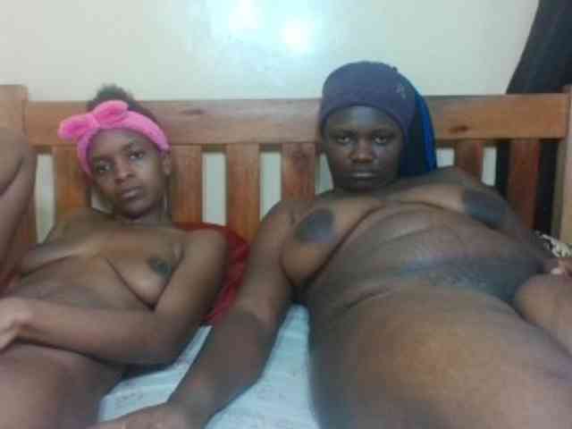 Black-ebonies webcam