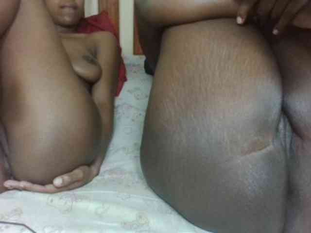 Black-ebonies webcam