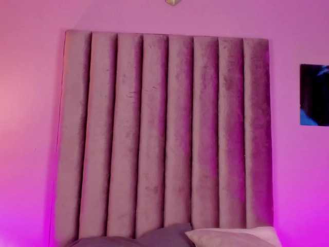 Gabriela-Suarez-1 live cam on BongaCams