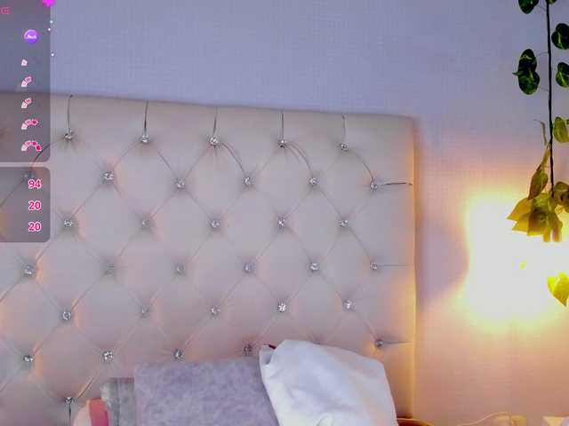 Gabriela-Suarez-1 live cam on BongaCams