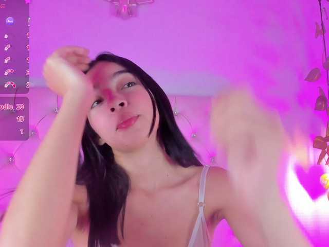 Gabriela-Suarez-1 live cam on BongaCams