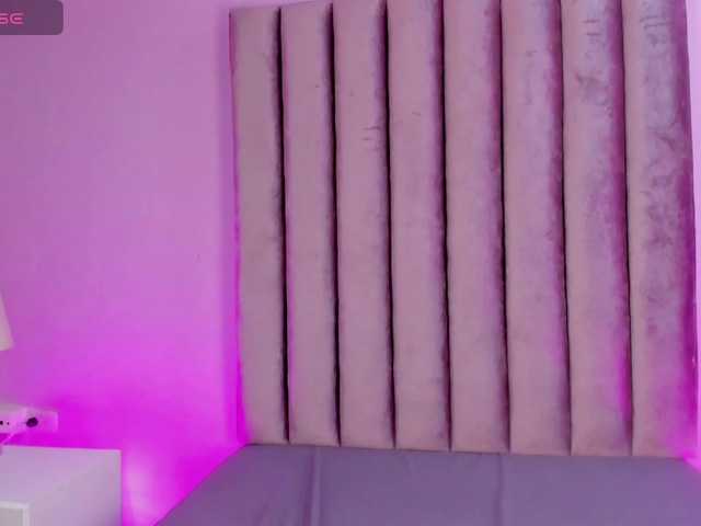 Gabriela-Suarez-1 live cam on BongaCams