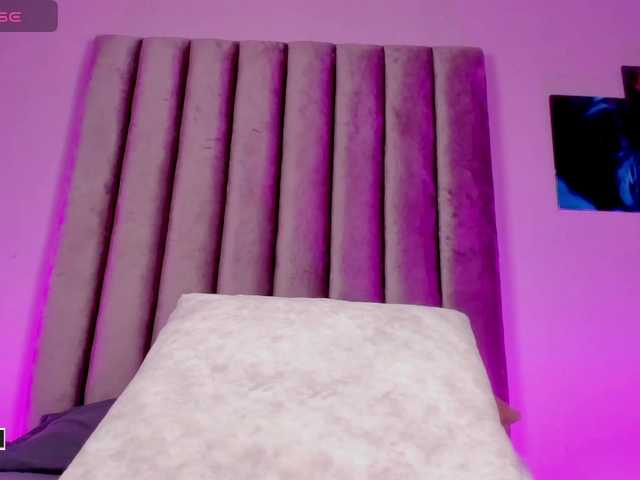 Gabriela-Suarez-1 live cam on BongaCams