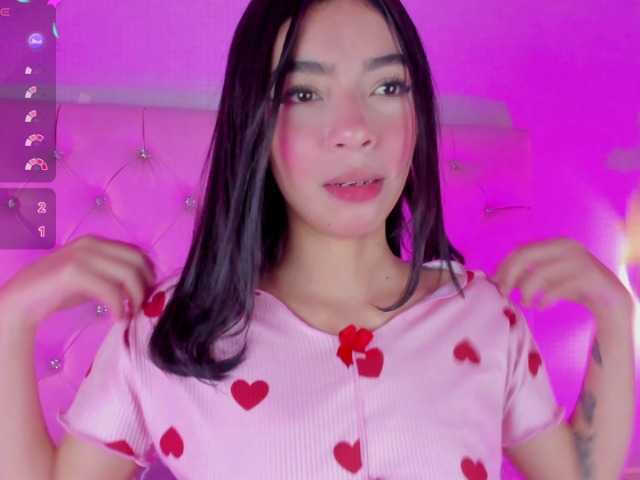 Gabriela-Suarez-1 live cam on BongaCams