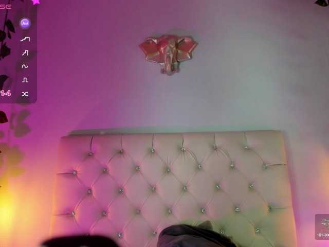 Gabriela-Suarez-1 live cam on BongaCams