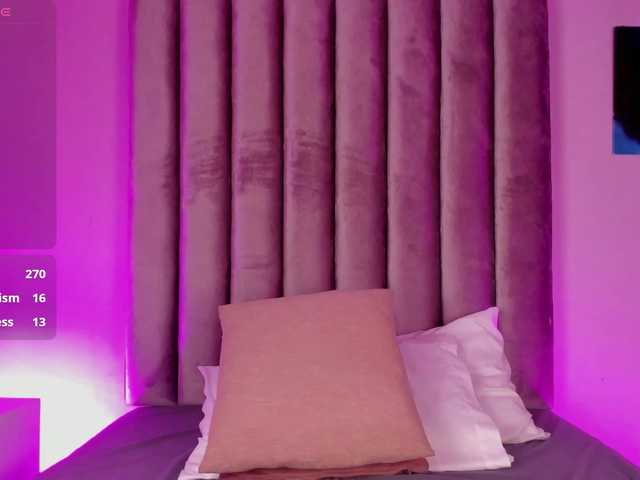 Gabriela-Suarez-1 live cam on BongaCams