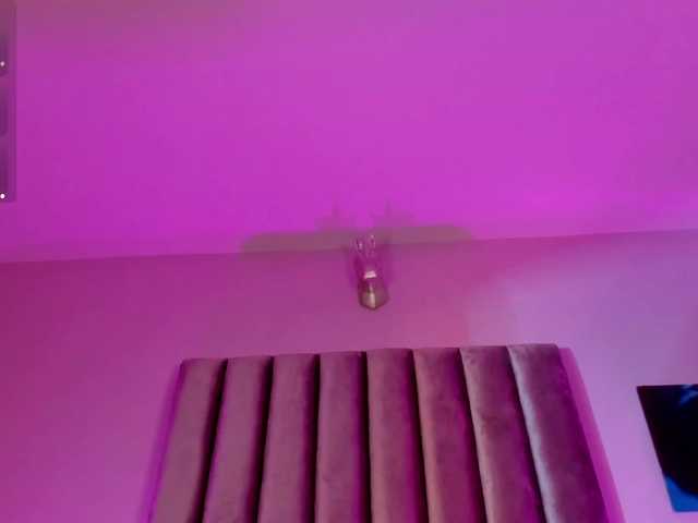 Gabriela-Suarez-1 live cam on BongaCams
