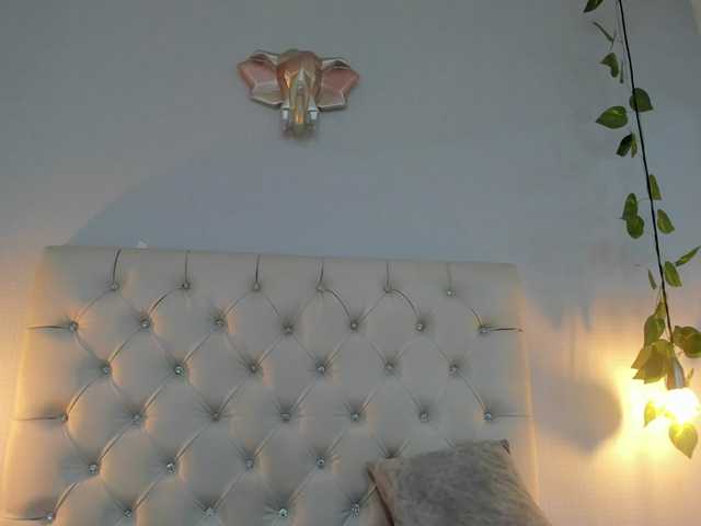 Gabriela-Suarez-1 live cam on BongaCams