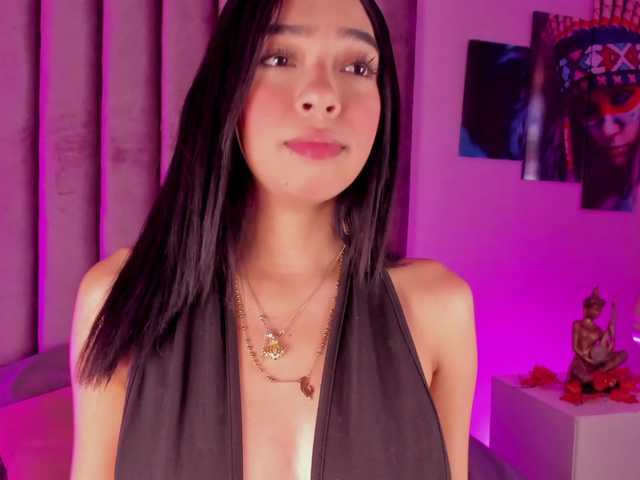 Gabriela-Suarez-1 live cam on BongaCams
