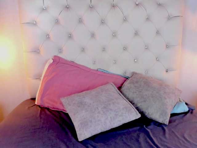Gabriela-Suarez-1 live cam on BongaCams