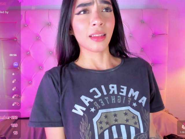 Gabriela-Suarez-1 live cam on BongaCams
