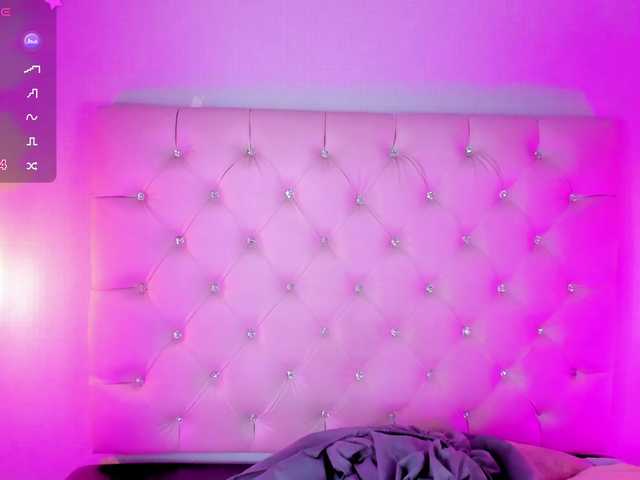 Gabriela-Suarez-1 live cam on BongaCams