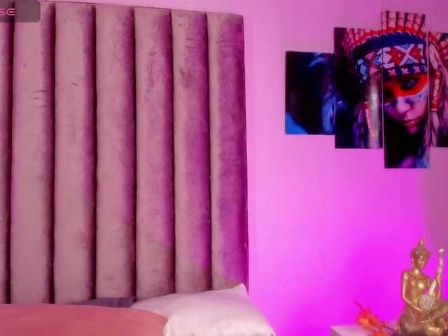 Gabriela-Suarez-1 live cam on BongaCams