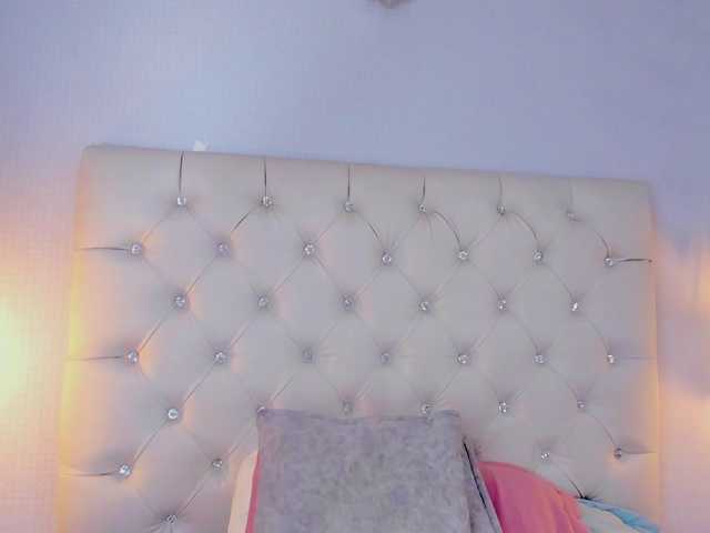 Gabriela-Suarez-1 live cam on BongaCams