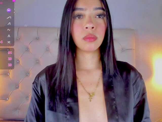 Gabriela-Suarez-1 live cam on BongaCams