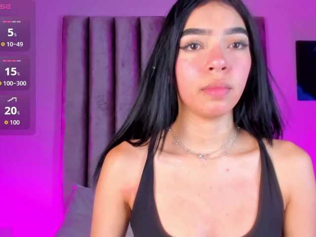 Gabriela-Suarez-1 live cam on BongaCams