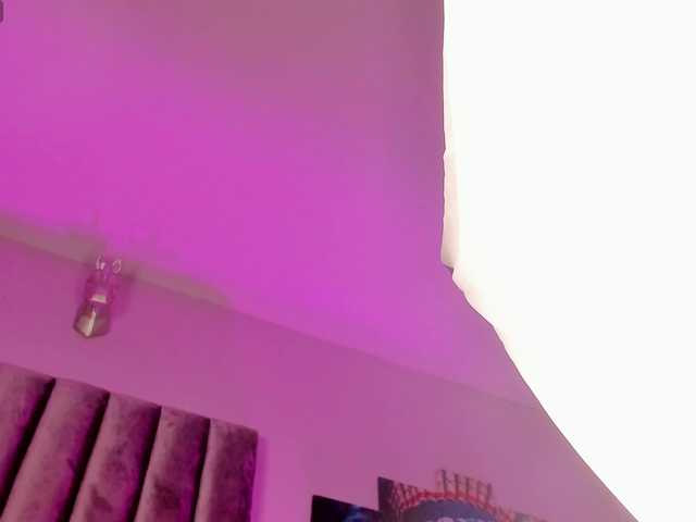 Gabriela-Suarez-1 live cam
