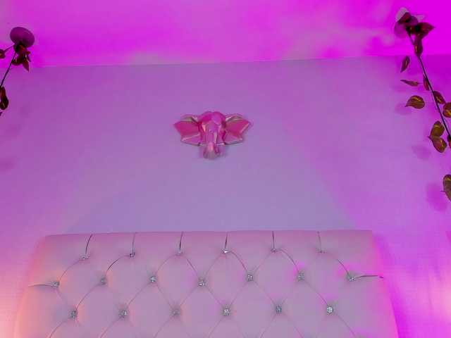 Gabriela-Suarez-1 live cam on BongaCams