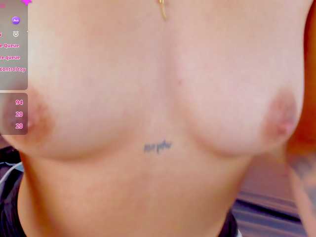 Gabriela-Suarez-1 live cam on BongaCams