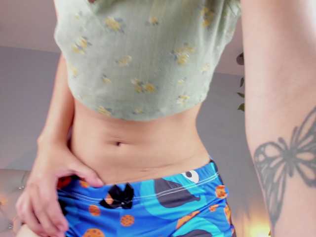 Gabriela-Suarez-1 live cam on BongaCams