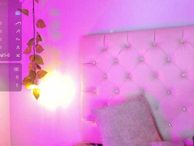 Gabriela-Suarez-1 live cam on BongaCams