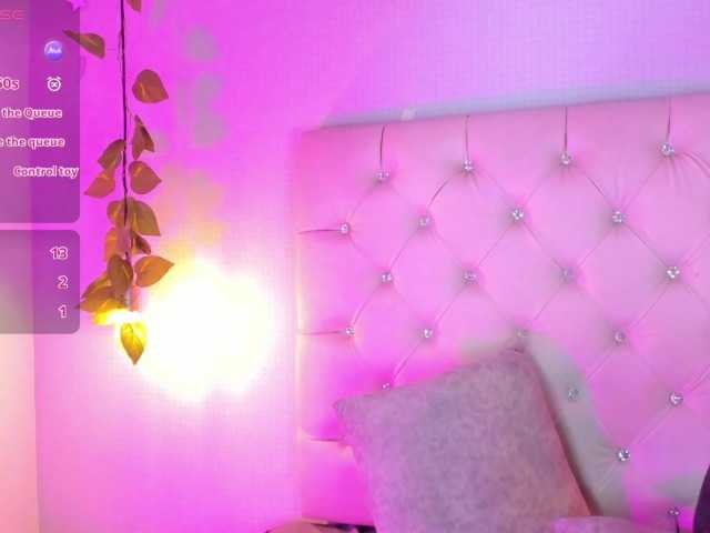 Gabriela-Suarez-1 live cam on BongaCams