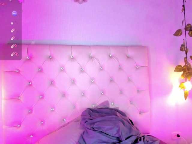 Gabriela-Suarez-1 live cam on BongaCams