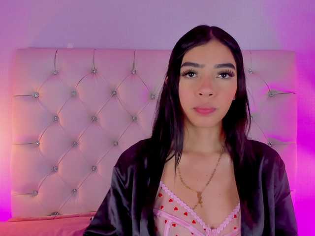 Gabriela-Suarez-1 live cam on BongaCams