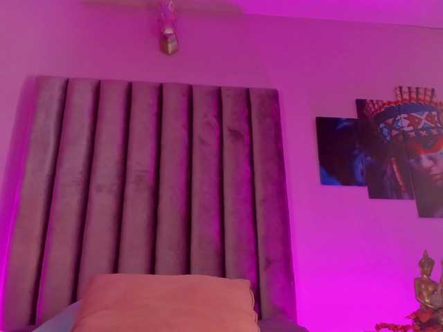 Gabriela-Suarez-1 live cam on BongaCams