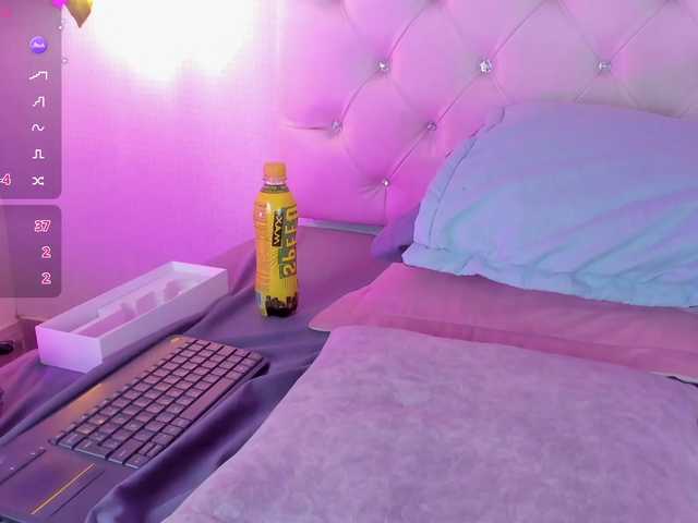 Gabriela-Suarez-1 live cam on BongaCams