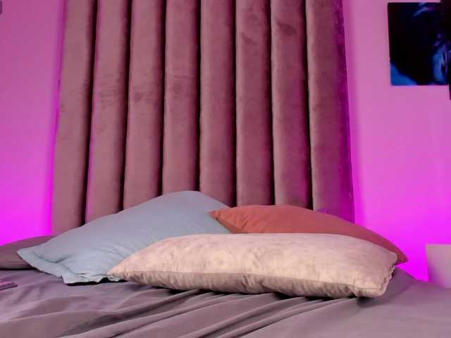 Gabriela-Suarez-1 live cam on BongaCams