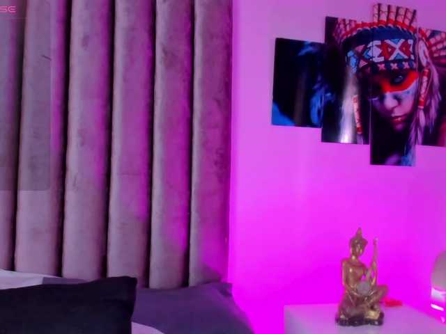 Gabriela-Suarez-1 live cam on BongaCams