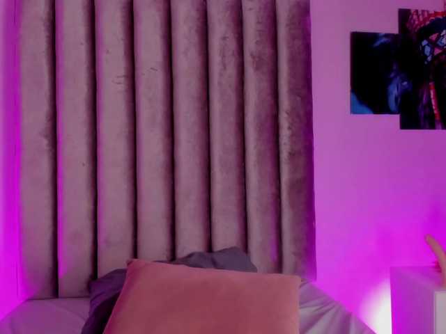 Gabriela-Suarez-1 live cam on BongaCams