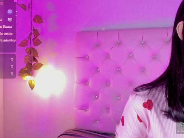Gabriela-Suarez-1 live cam on BongaCams