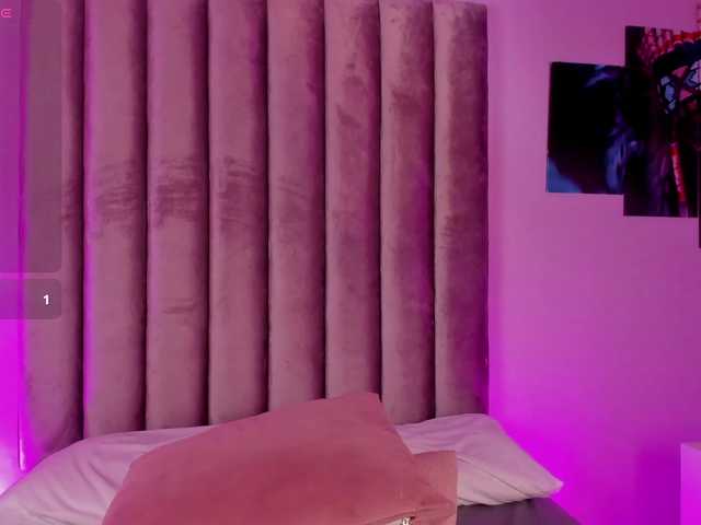 Gabriela-Suarez-1 live cam on BongaCams