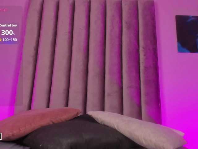 Gabriela-Suarez-1 live cam on BongaCams