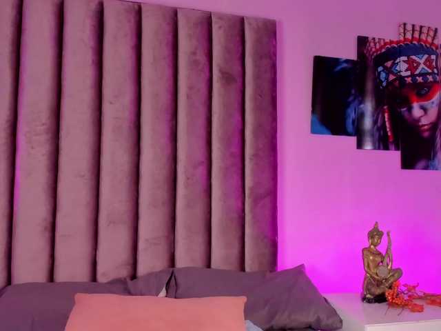 Gabriela-Suarez-1 live cam on BongaCams