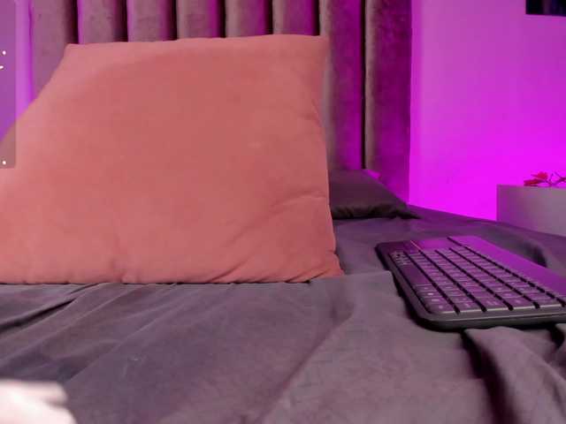 Gabriela-Suarez-1 live cam on BongaCams