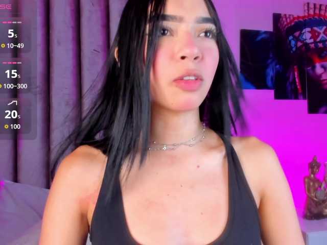 Gabriela-Suarez-1 live cam on BongaCams