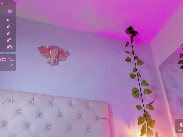 Gabriela-Suarez-1 live cam on BongaCams