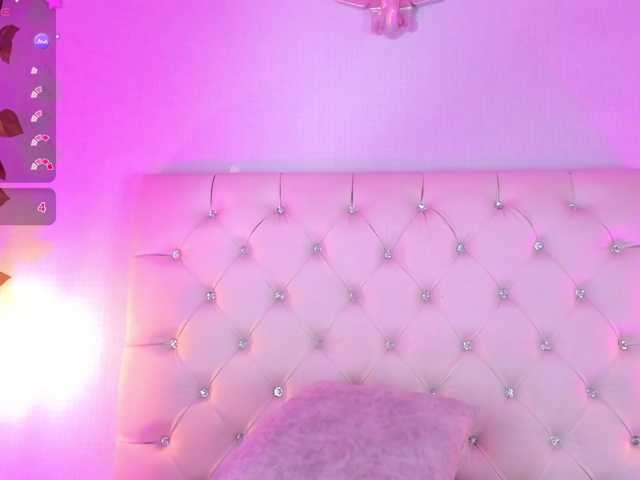 Gabriela-Suarez-1 live cam on BongaCams
