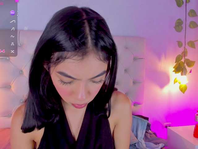 Gabriela-Suarez-1 live cam on BongaCams