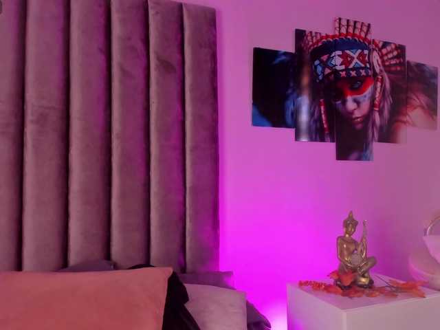 Gabriela-Suarez-1 live cam on BongaCams