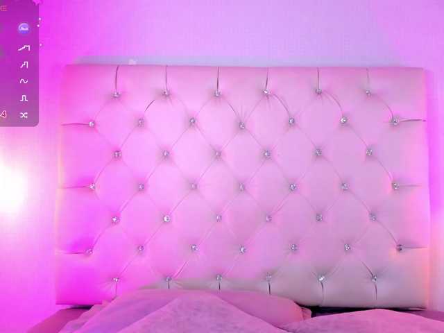 Gabriela-Suarez-1 live cam on BongaCams