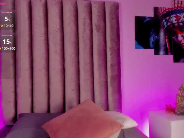 Gabriela-Suarez-1 live cam on BongaCams